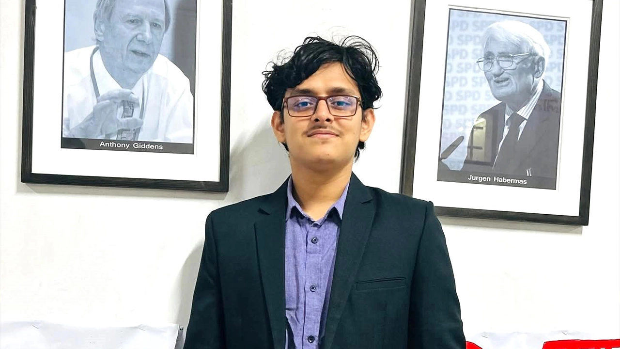 ছাত্রশক্তির সাবেক নেতার বাড়িতে ছাত্রলীগের হামলার অভিযোগ
